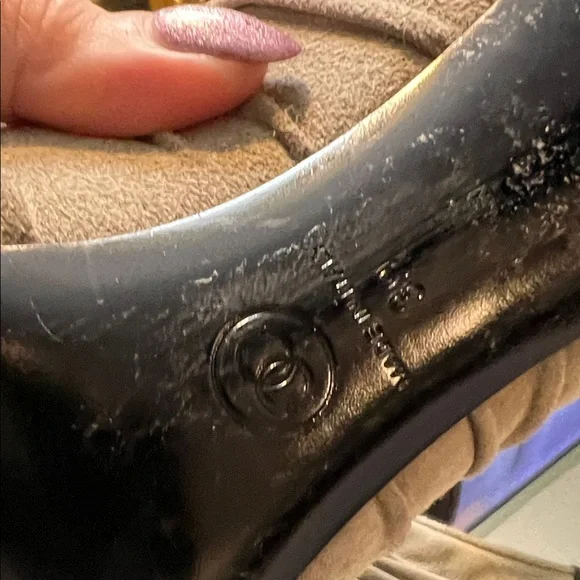 CHANEL Gray and Black Heeled Boots with Silver Floral Details - Picture 5 of 6